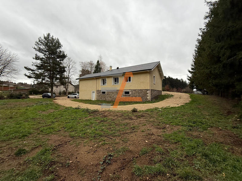 Maison - 170 m² - 1 pièce