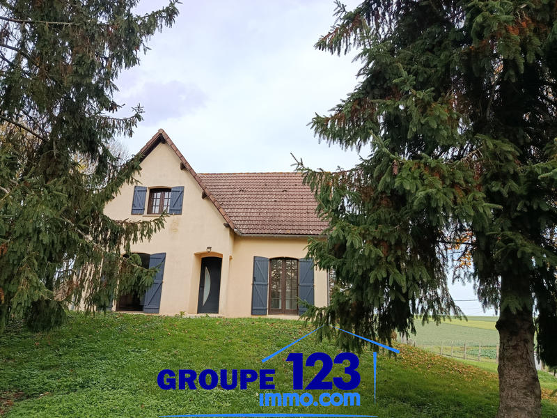 Maison - 97 m² - 5 pièces