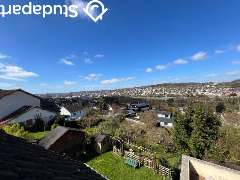 Chambre - 12 m² - 1 pièce