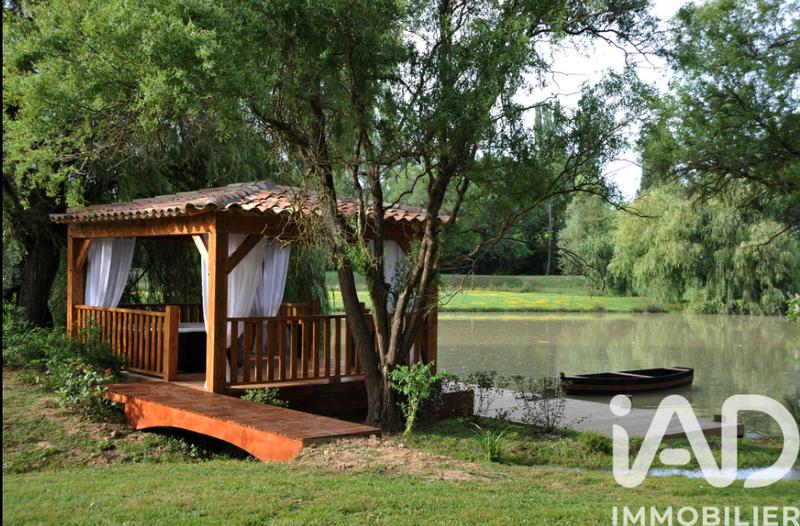 Maison - 423 m² - 13 pièces