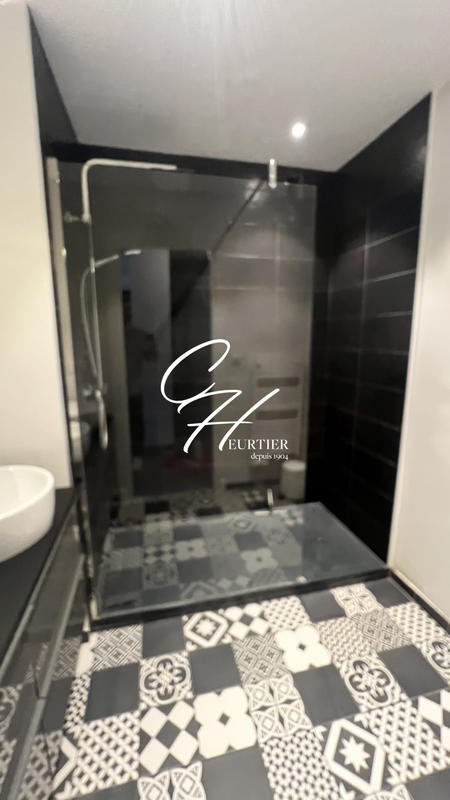 Appartement - 98 m² - 4 pièces