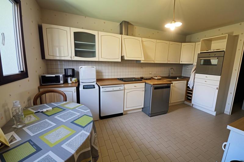 Maison - 137 m² - 7 pièces