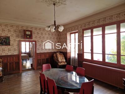 Maison de maîtres - 311 m² - 10 pièces