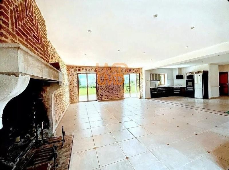 Longère - 199 m² - 6 pièces