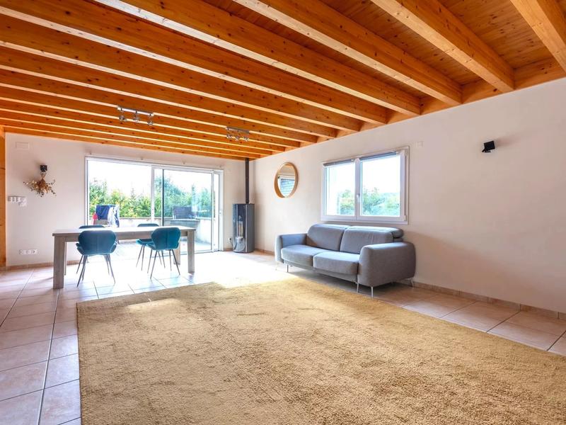 Maison - 285 m² - 10 pièces