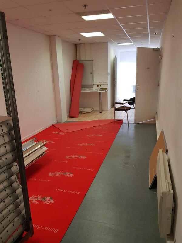 Local commercial - 115 m²