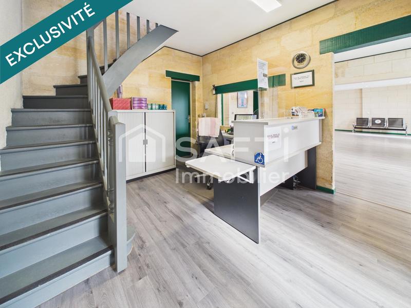 Local commercial - 182 m² - 9 pièces