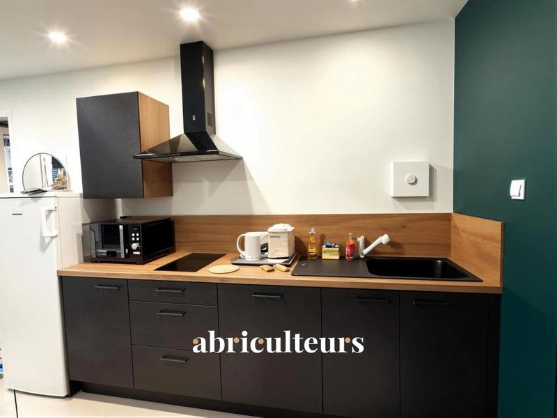 Appartement ancien - 156 m² - 7 pièces