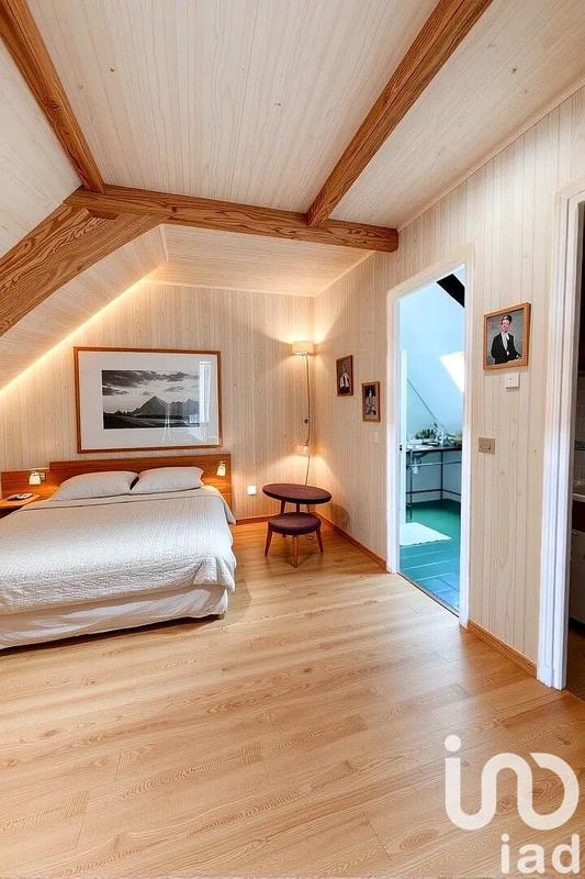 Maison - 271 m² - 8 pièces