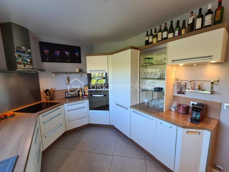 Maison - 125 m² - 6 pièces