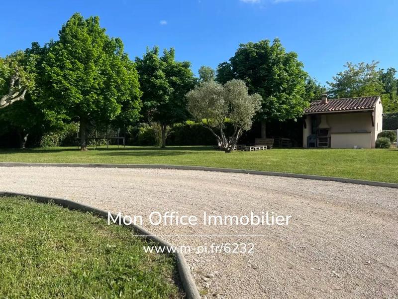 Villa - 170 m² - 5 pièces