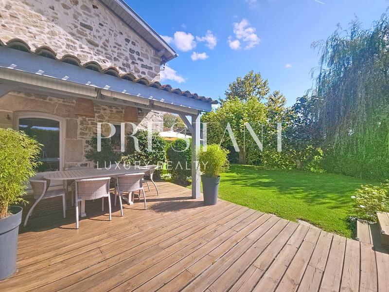 Maison - 152 m² - 5 pièces