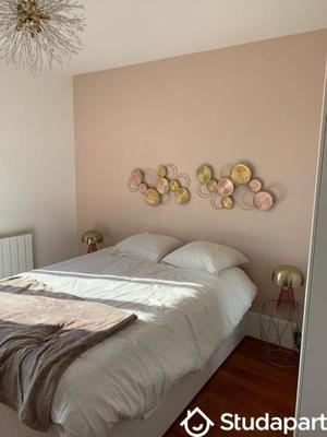 Chambre - 12 m² - 1 pièce