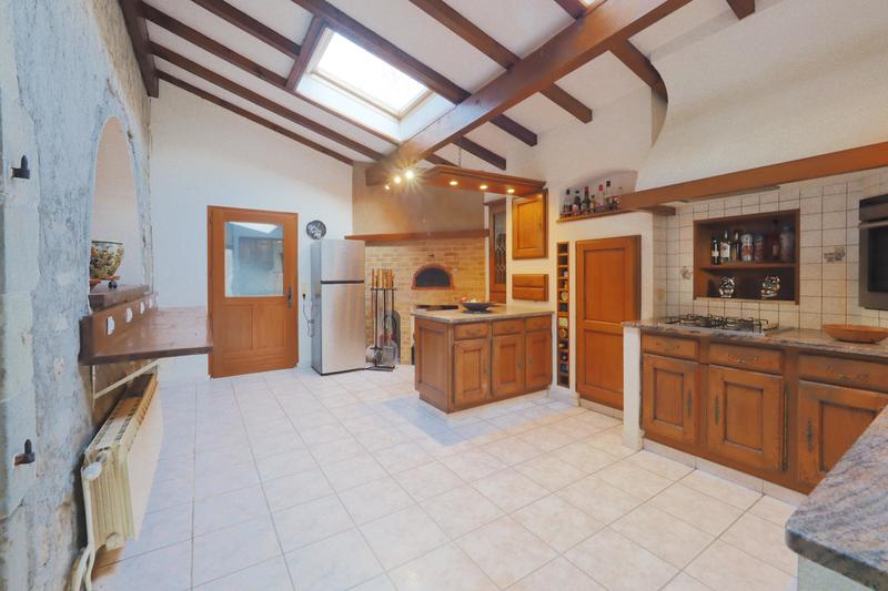 Maison - 178 m² - 6 pièces