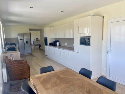 Maison - 321 m² - 13 pièces