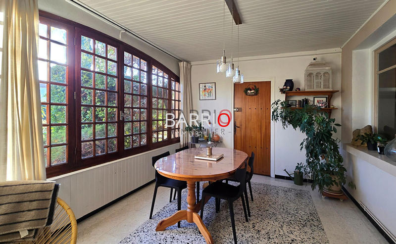 Villa - 308 m² - 12 pièces
