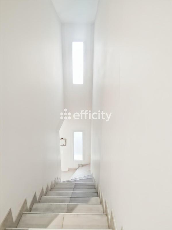 Pavillon - 110 m² - 5 pièces