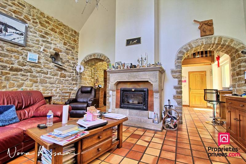 Demeure - 1 000 m² - 15 pièces