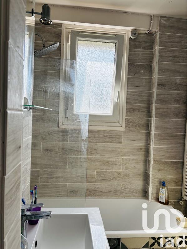 Appartement - 64 m² - 4 pièces