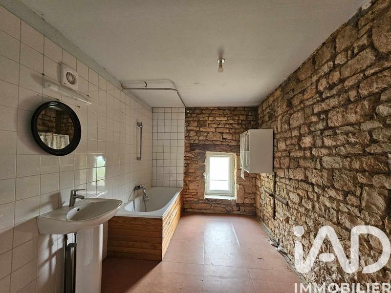 Maison de village - 177 m² - 5 pièces