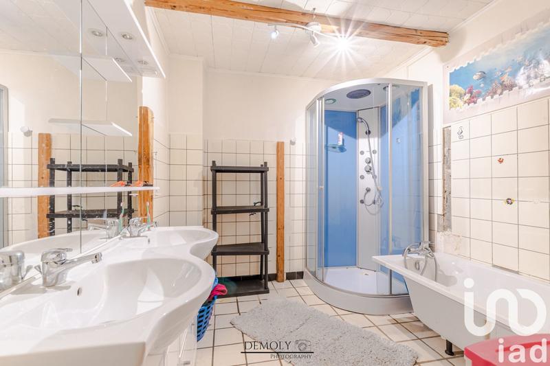 Appartement - 161 m² - 6 pièces