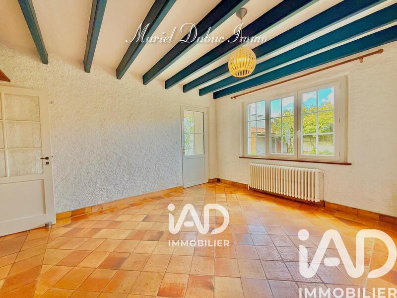 Maison - 254 m² - 12 pièces