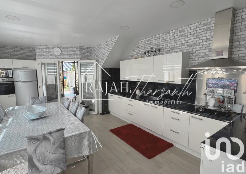 Maison - 197 m² - 6 pièces