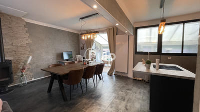 Maison - 88 m² - 4 pièces