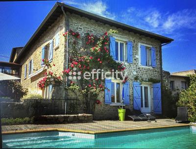 Maison - 195 m² - 8 pièces