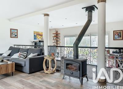 Maison - 146 m² - 7 pièces