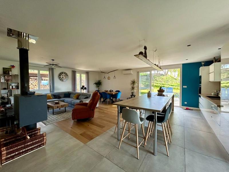 Villa - 110 m² - 5 pièces