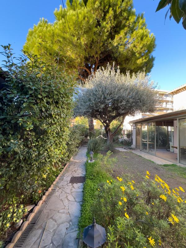 Villa - 175 m² - 5 pièces