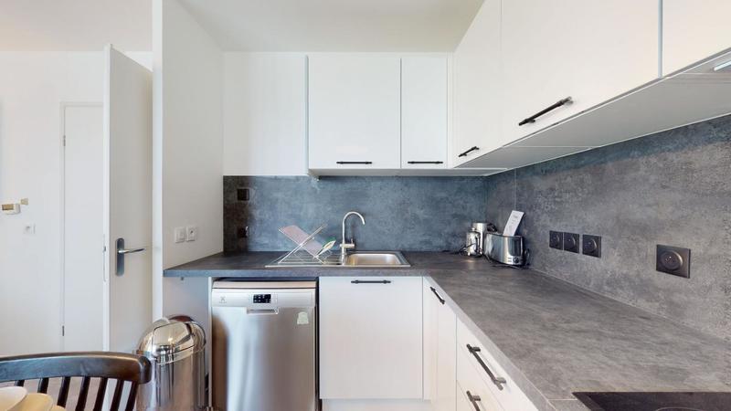 Appartement - 85 m² - 5 pièces