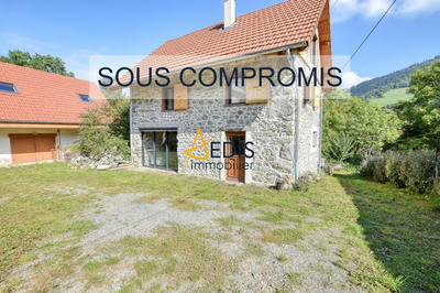 Maison ancienne - 97 m² - 4 pièces