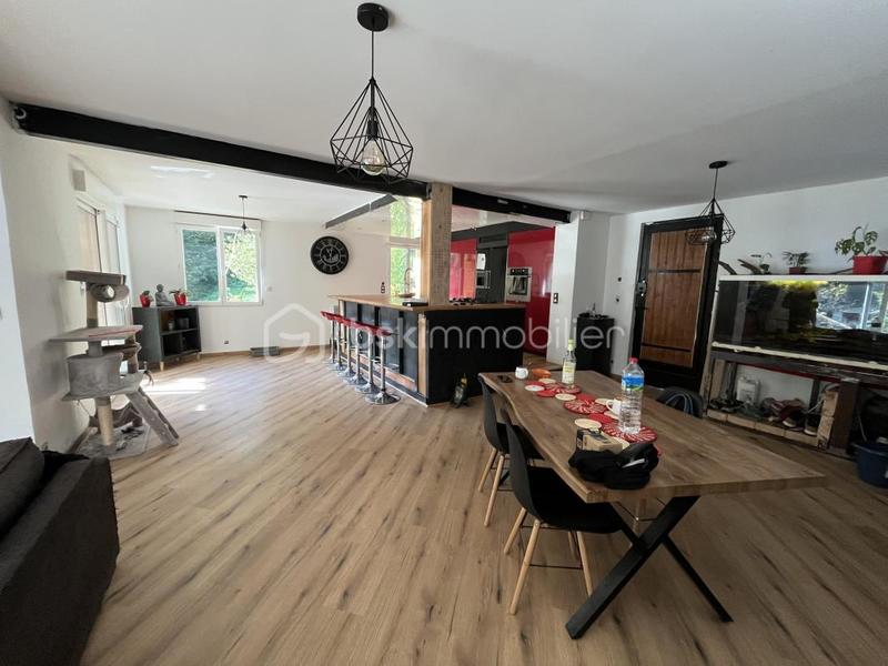 Maison - 131 m² - 5 pièces