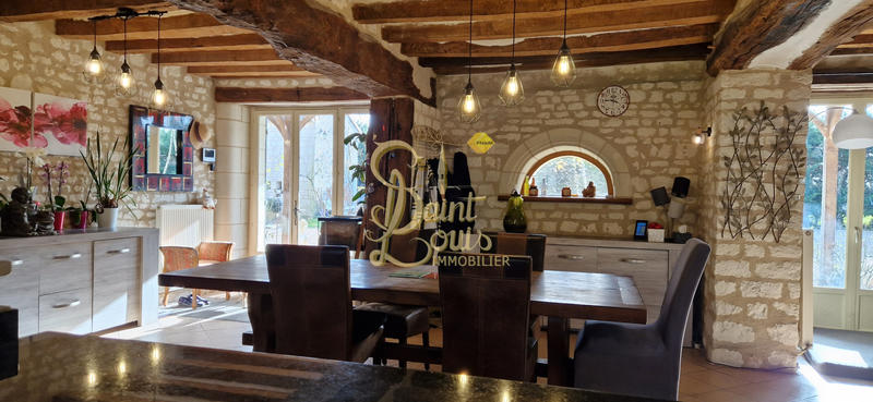 Maison - 265 m² - 8 pièces