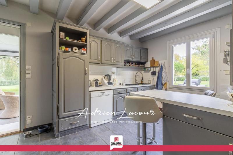 Maison - 188 m² - 10 pièces