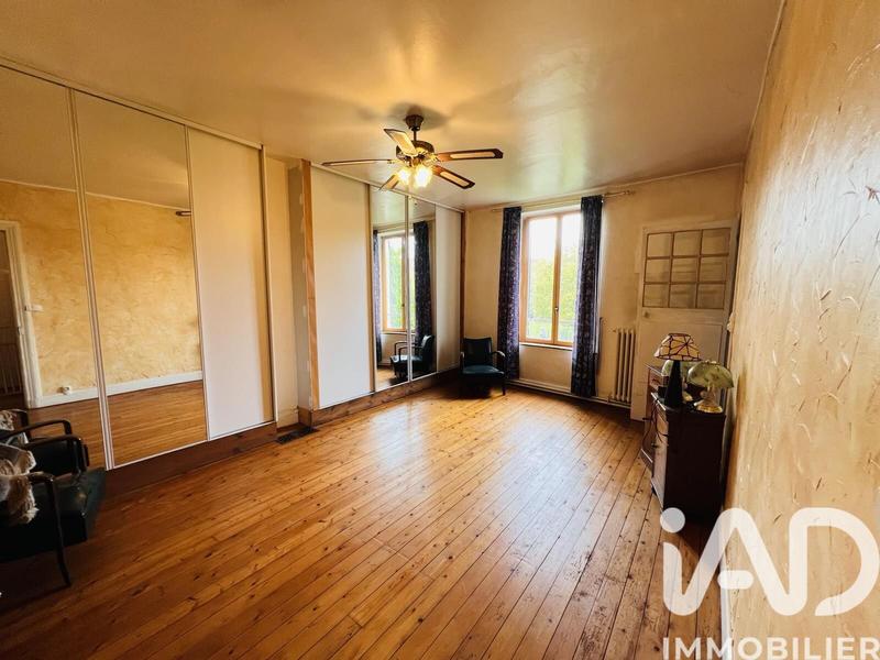 Maison - 216 m² - 6 pièces