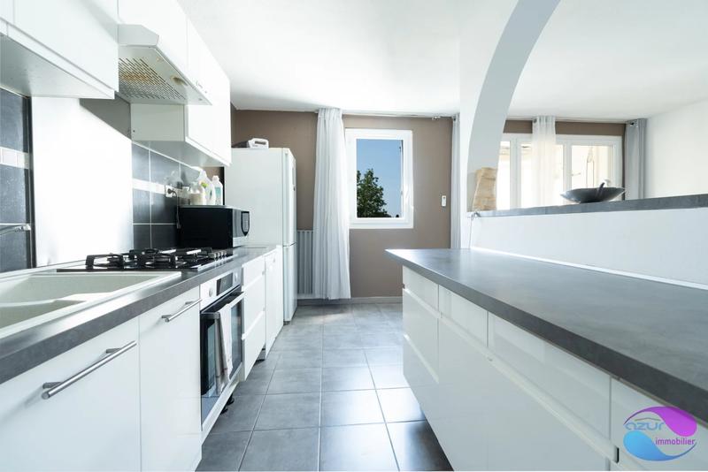 Appartement - 64 m² - 3 pièces