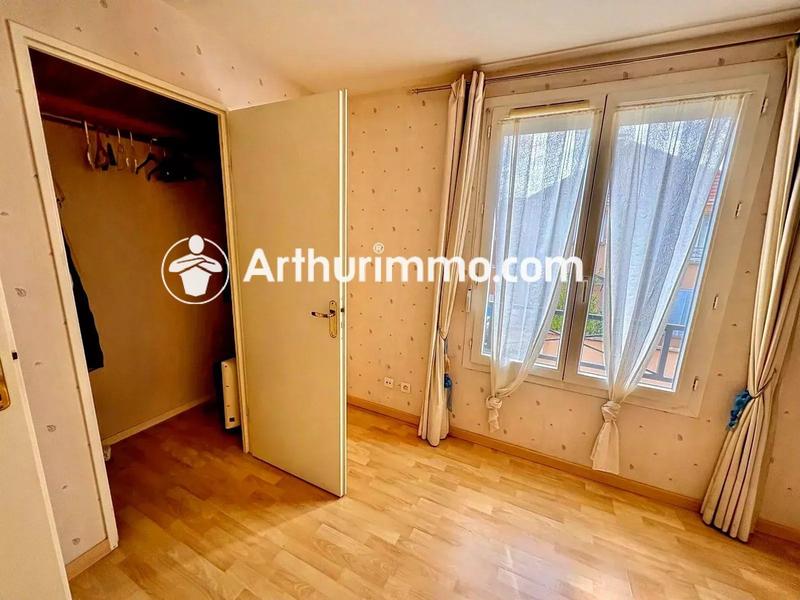 Maison - 96 m² - 5 pièces