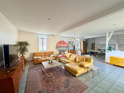 Maison - 197 m² - 7 pièces