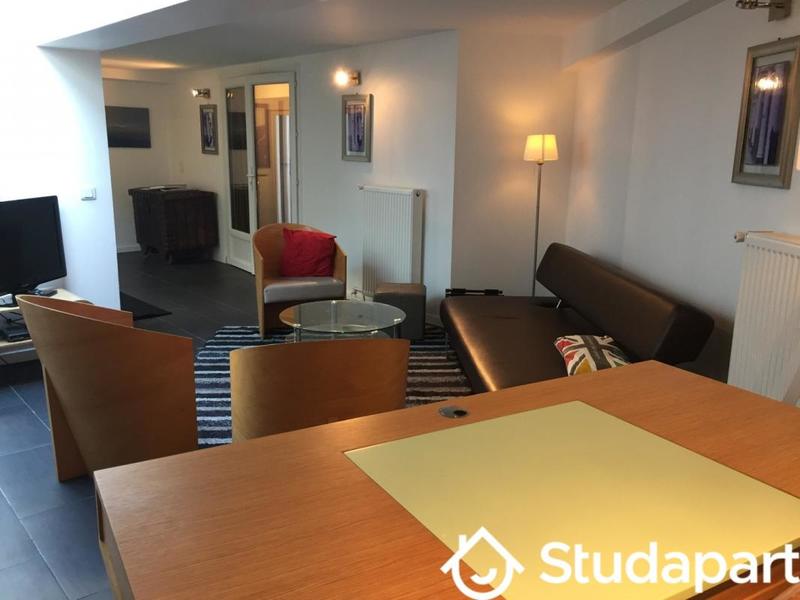 Chambre - 15 m² - 1 pièce