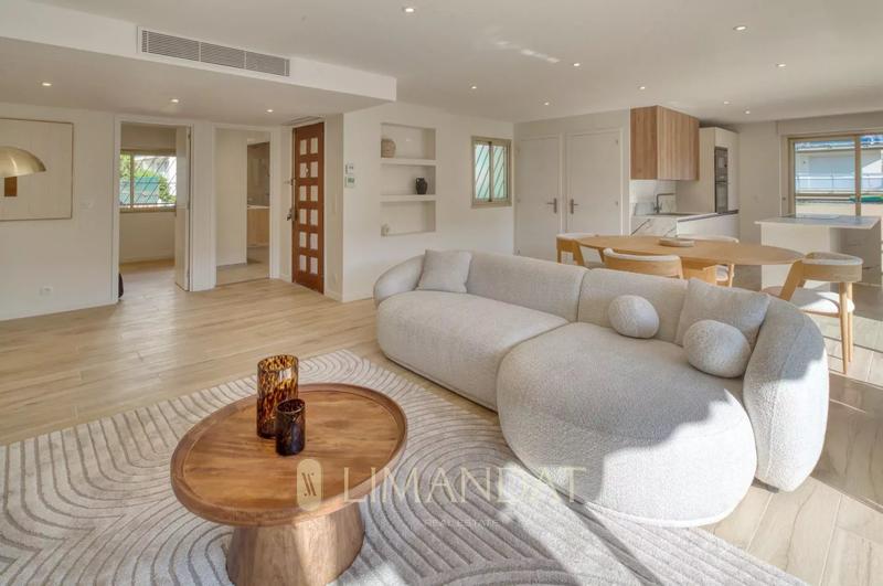 Appartement - 95 m² - 4 pièces