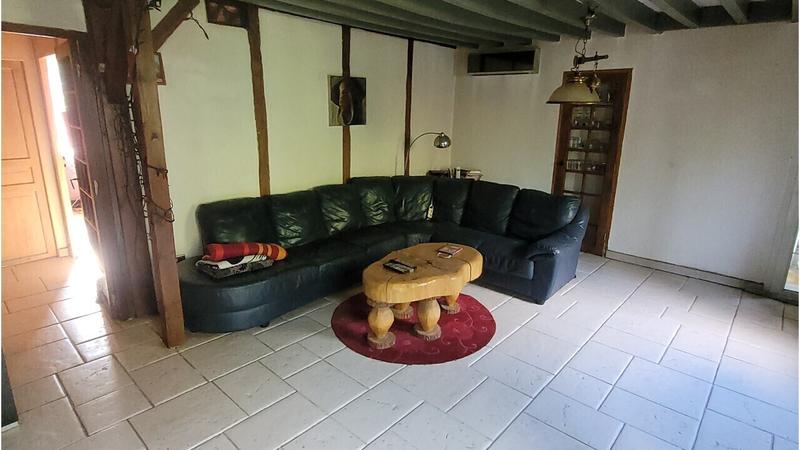 Maison - 245 m² - 11 pièces