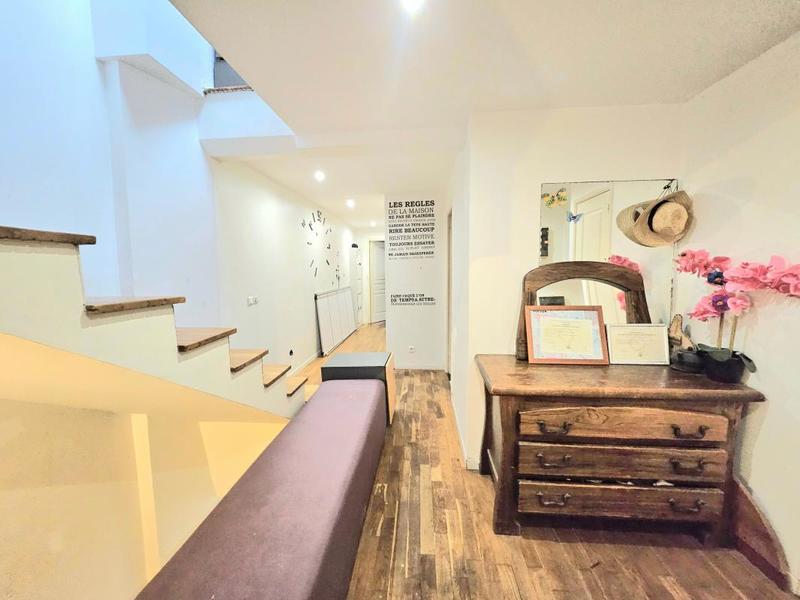 Maison - 195 m² - 7 pièces