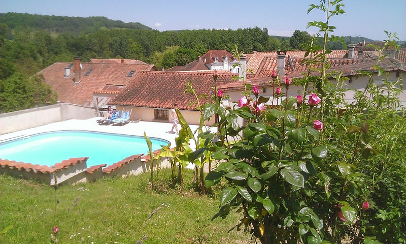 Maison de village - 500 m² - 15 pièces