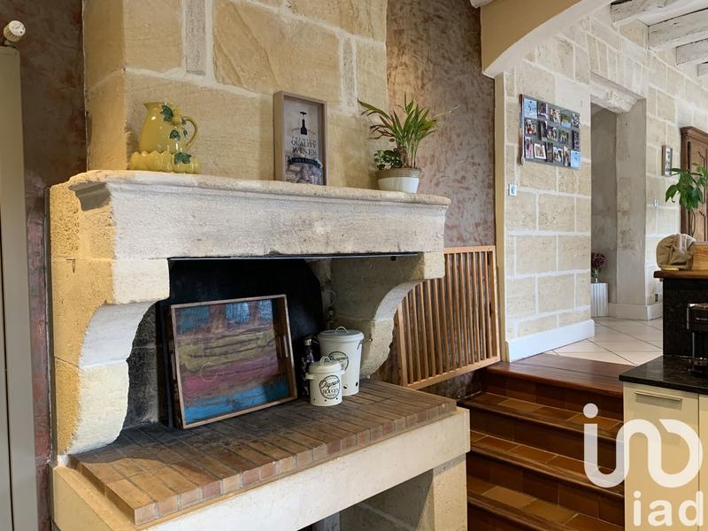 Maison - 260 m² - 8 pièces