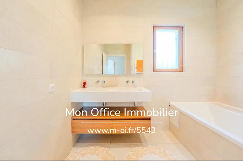 Maison - 156 m² - 6 pièces
