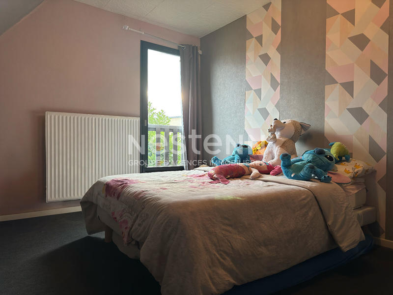 Maison - 90 m² - 5 pièces