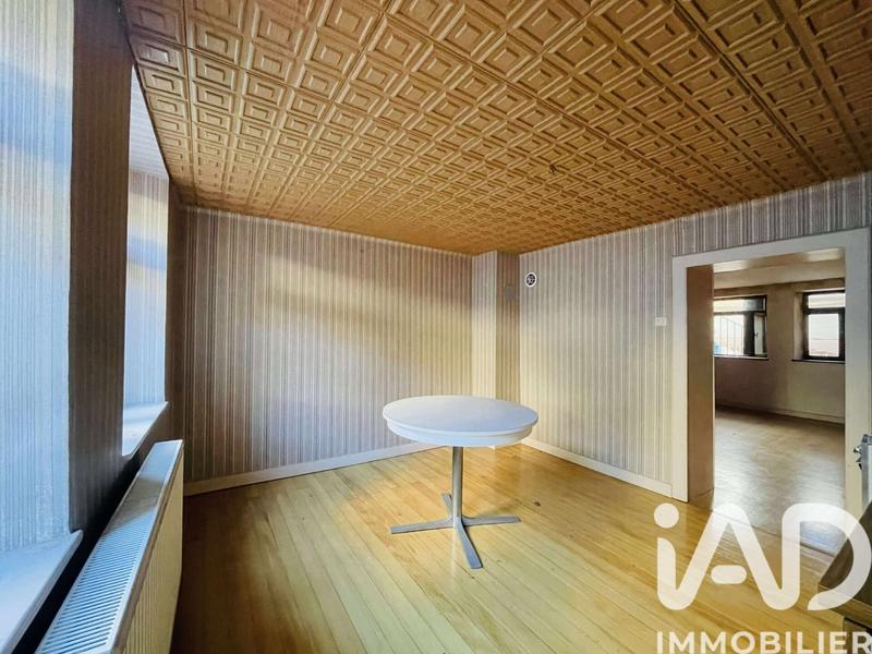 Maison - 143 m² - 9 pièces